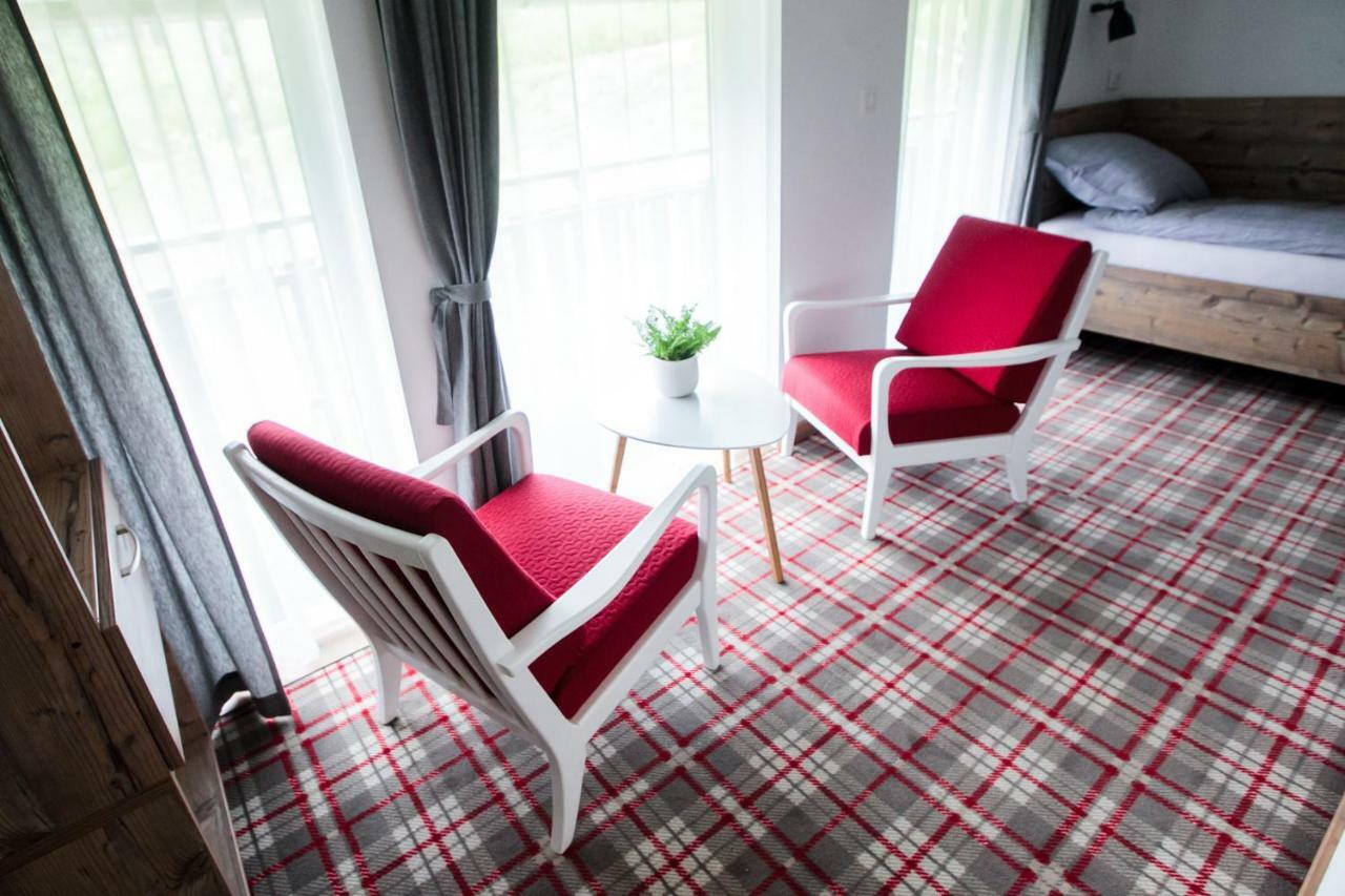 Hisa Poljana Rooms Prevalje 外观 照片