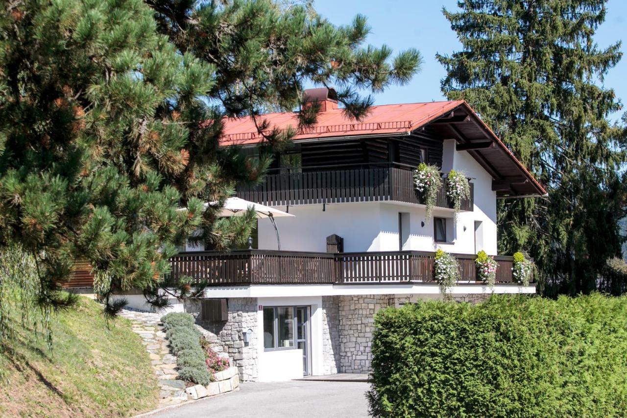 Hisa Poljana Rooms Prevalje 外观 照片